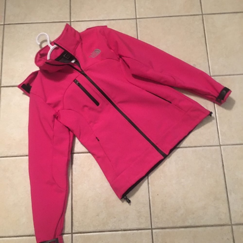 EUC The North Face pink shell jacket summit series